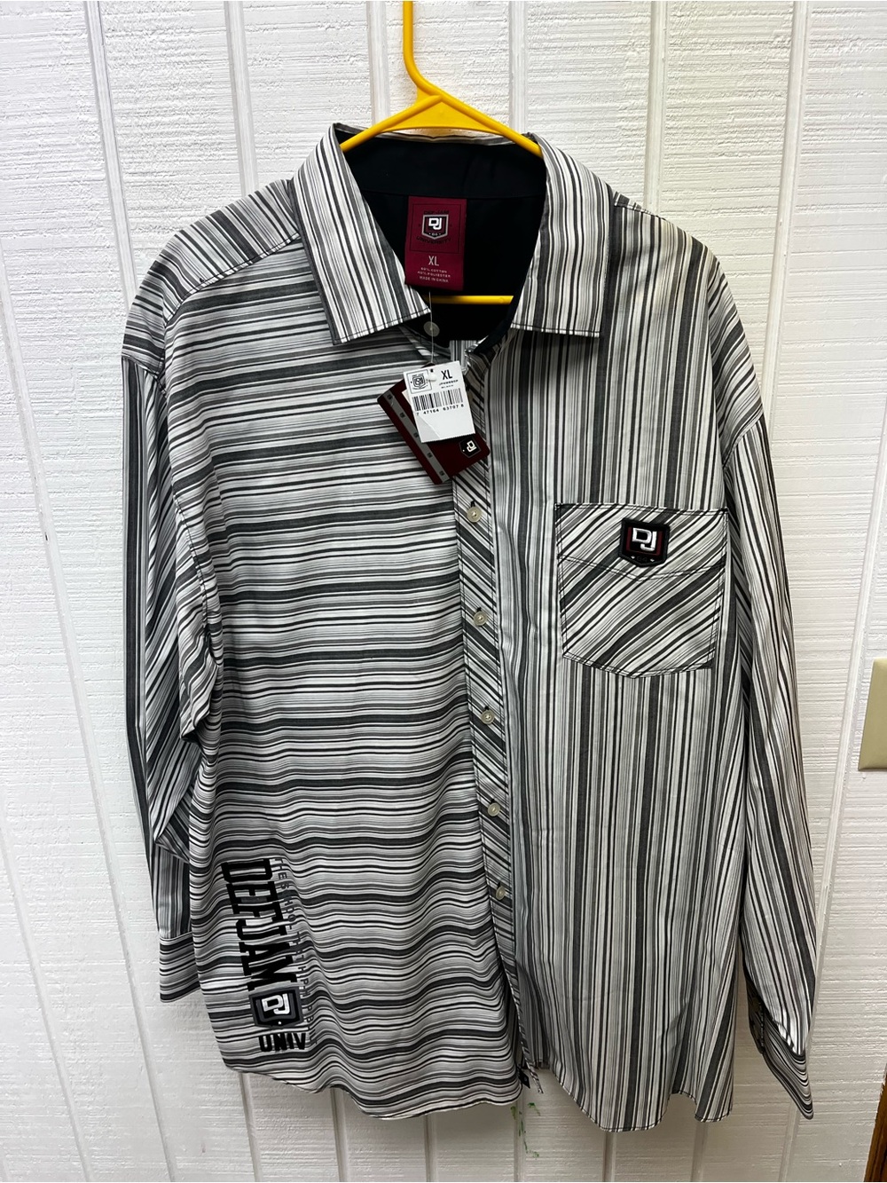 Def Jam University Men’s XL NWT Striped Button Down Shirt Casual Streetwear NEW